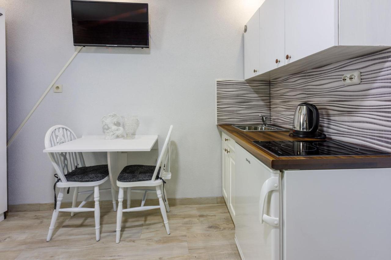 Apartments And Room Art Цриквеница Экстерьер фото