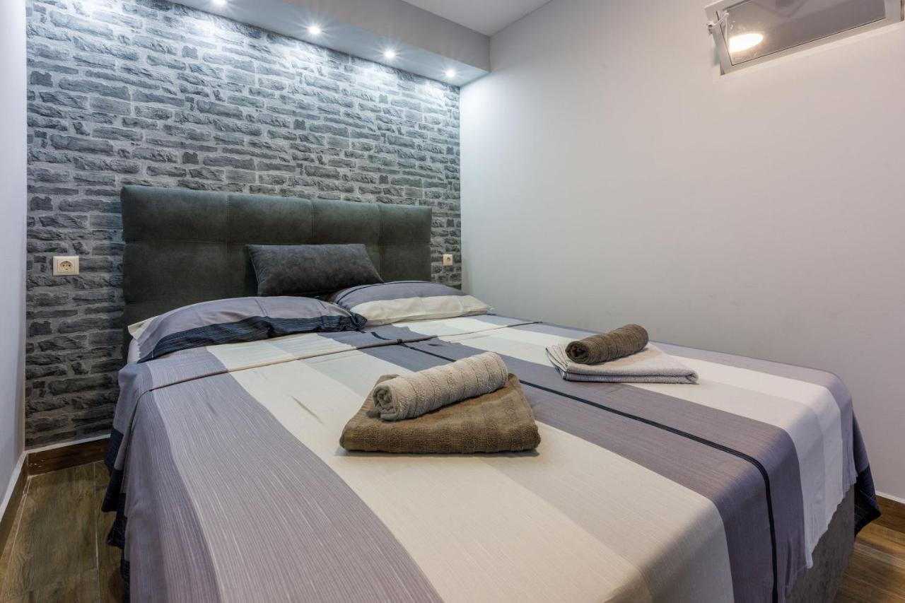 Apartments And Room Art Цриквеница Экстерьер фото